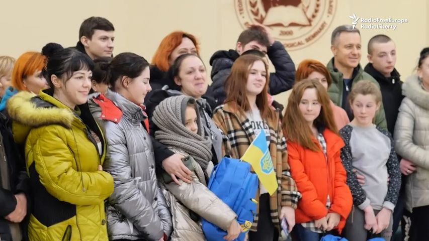 Video: Rodiče dětí zavlečených z Ukrajiny do Ruska popsali, jak se to stalo